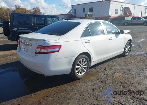 2010 Toyota Camry Xle V6 z USA, uszkodzony, nr VIN 4T1BK3EK4AU602467